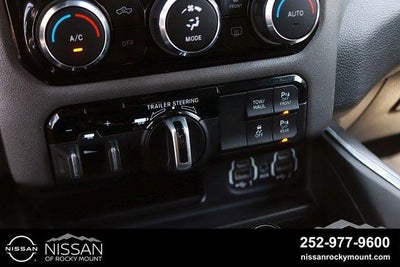 2021 RAM 1500 Laramie 4x4 Crew Cab 5'7" Box