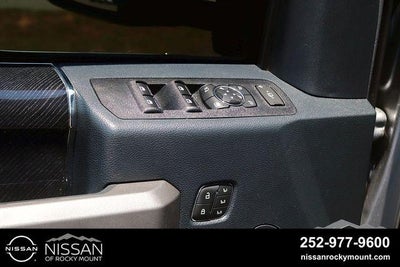 2022 Ford Super Duty F-350 SRW Platinum 4WD Crew Cab 6.75' Box