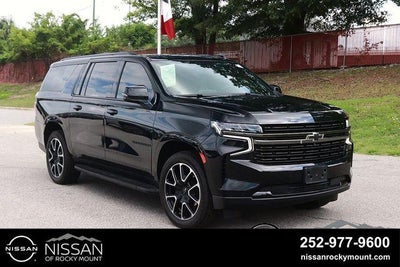 2022 Chevrolet Suburban 4WD RST