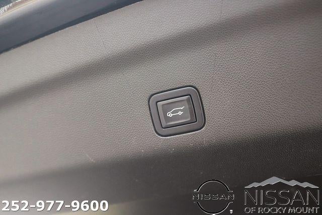 2022 Chevrolet Suburban 4WD RST