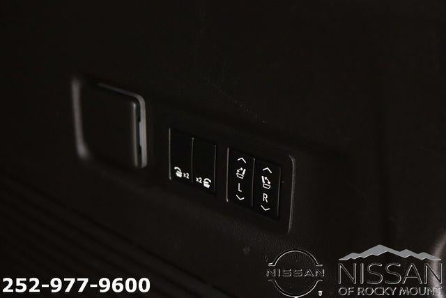 2022 Chevrolet Suburban 4WD RST