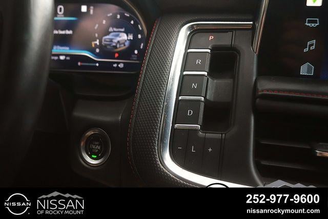 2022 Chevrolet Suburban 4WD RST