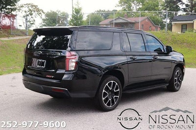 2022 Chevrolet Suburban 4WD RST
