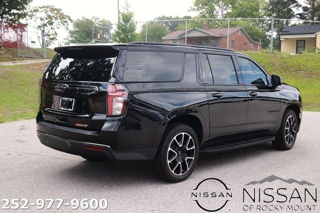 2022 Chevrolet Suburban 4WD RST