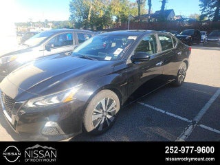2022 Nissan Altima 2.5 SV Sedan