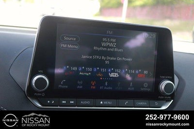 2024 Nissan Sentra SV CVT