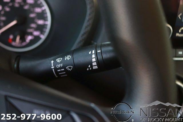 2024 Nissan Sentra SV CVT