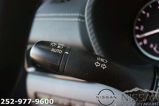 2024 Nissan Sentra SV CVT