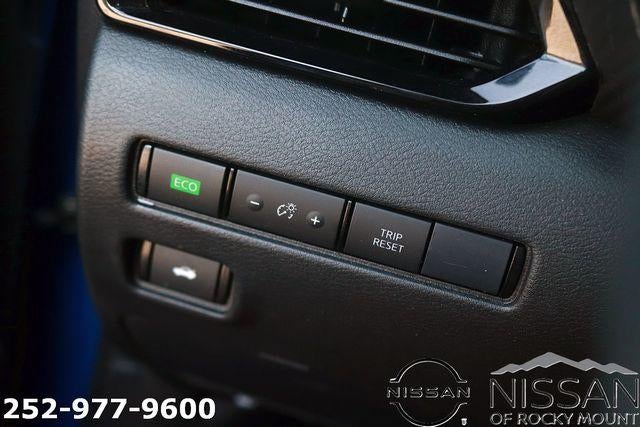 2024 Nissan Sentra SV CVT