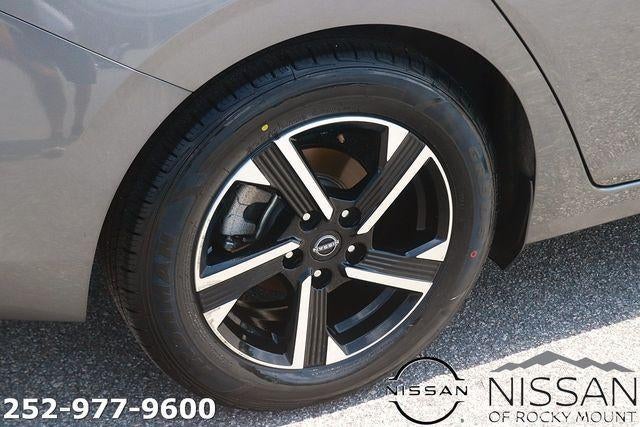 2024 Nissan Sentra SV CVT