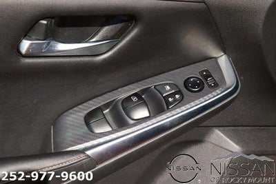 2023 Nissan Sentra SR CVT