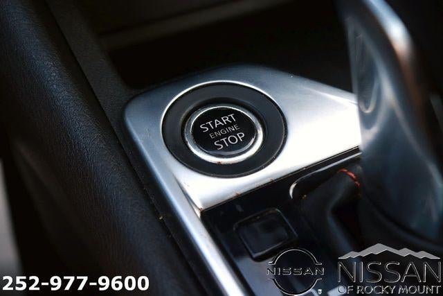 2023 Nissan Sentra SR CVT