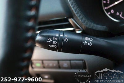 2023 Nissan Sentra SR CVT