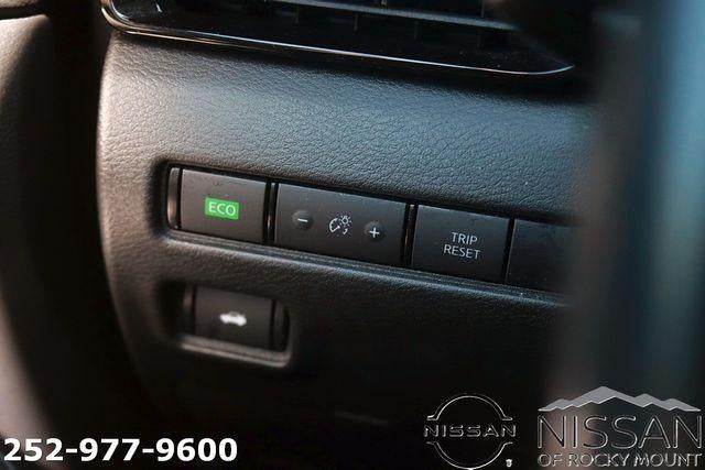 2023 Nissan Sentra SR CVT