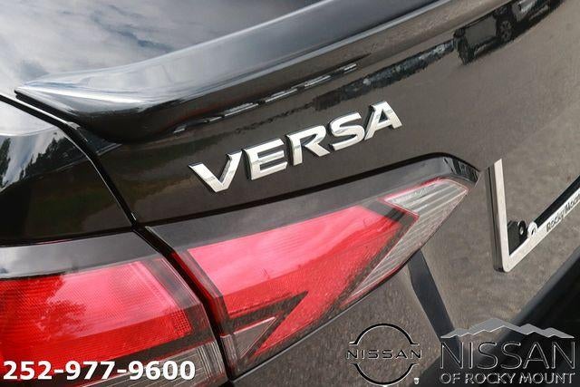 2024 Nissan Versa SR CVT