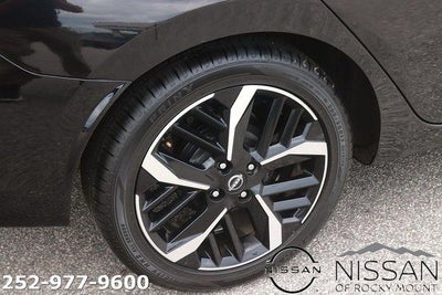 2024 Nissan Versa SR CVT
