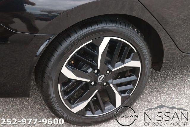 2024 Nissan Versa SR CVT