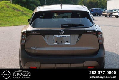 2025 Nissan Kicks SV FWD