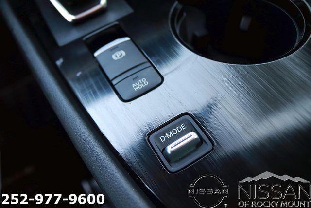 2024 Nissan Rogue FWD SL