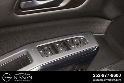 2025 Nissan Pathfinder SV 4WD