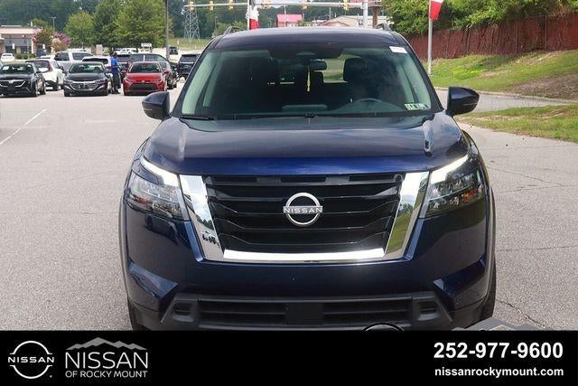 2025 Nissan Pathfinder SV 4WD