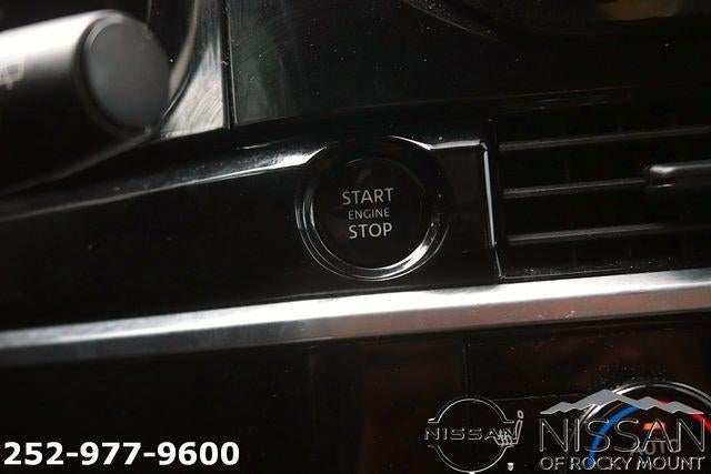 2025 Nissan Pathfinder SV 4WD
