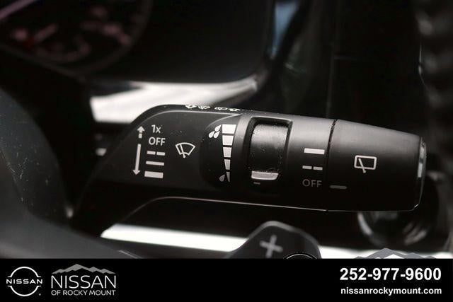 2025 Nissan Pathfinder SV 4WD