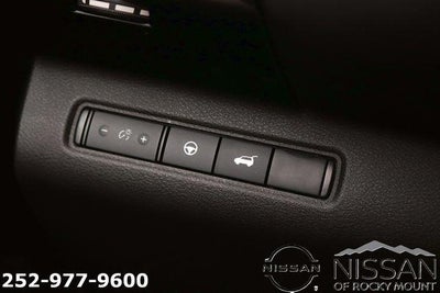 2025 Nissan Pathfinder SV 4WD