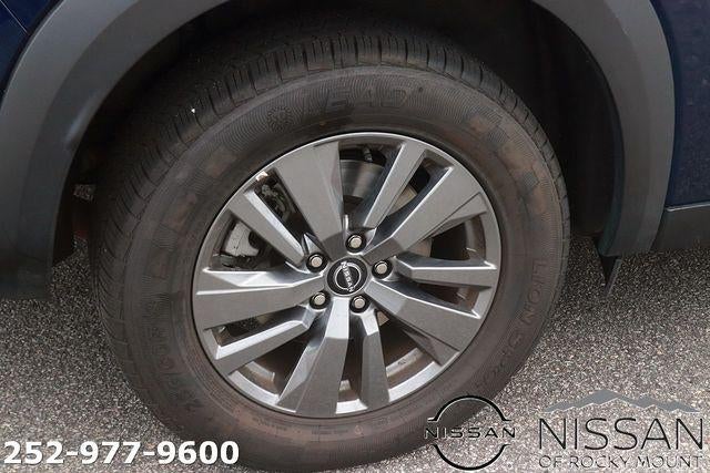 2025 Nissan Pathfinder SV 4WD