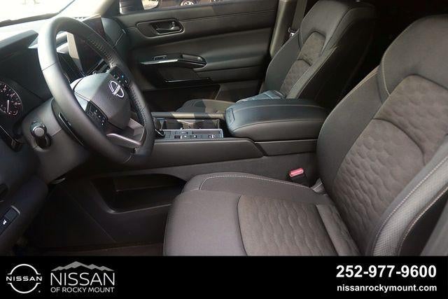 2026 Nissan Pathfinder SV 2WD
