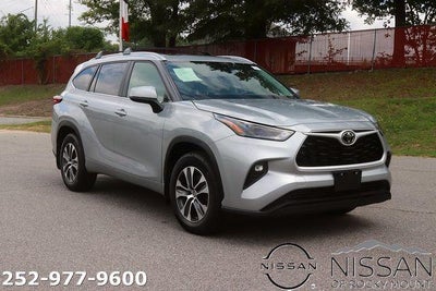 2023 Toyota Highlander XLE FWD (Natl)