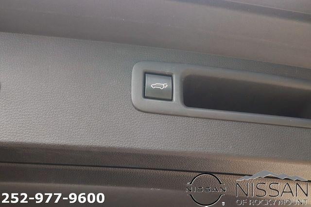 2023 Toyota Highlander XLE FWD (Natl)