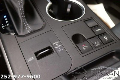 2023 Toyota Highlander XLE FWD (Natl)