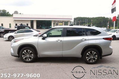 2023 Toyota Highlander XLE FWD (Natl)