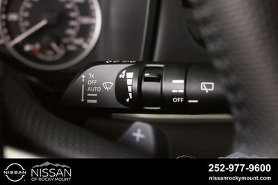 2025 Mitsubishi Outlander SE FWD