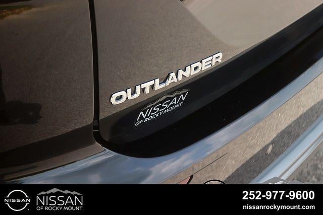 2025 Mitsubishi Outlander SE FWD