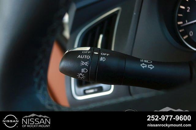 2023 INFINITI Q50 LUXE AWD