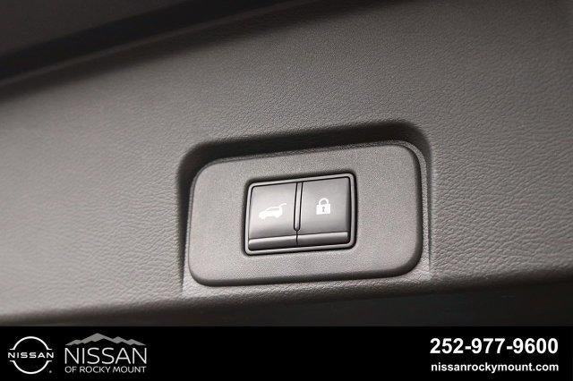 2023 Nissan Rogue AWD SL