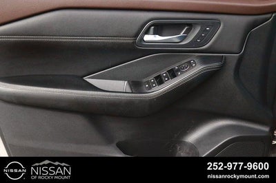 2023 Nissan Rogue AWD SL
