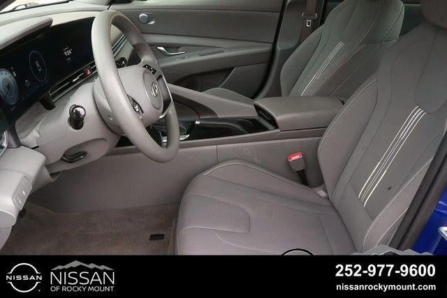 2024 Hyundai ELANTRA SEL IVT