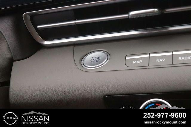 2024 Hyundai ELANTRA SEL IVT