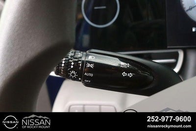 2024 Hyundai ELANTRA SEL IVT