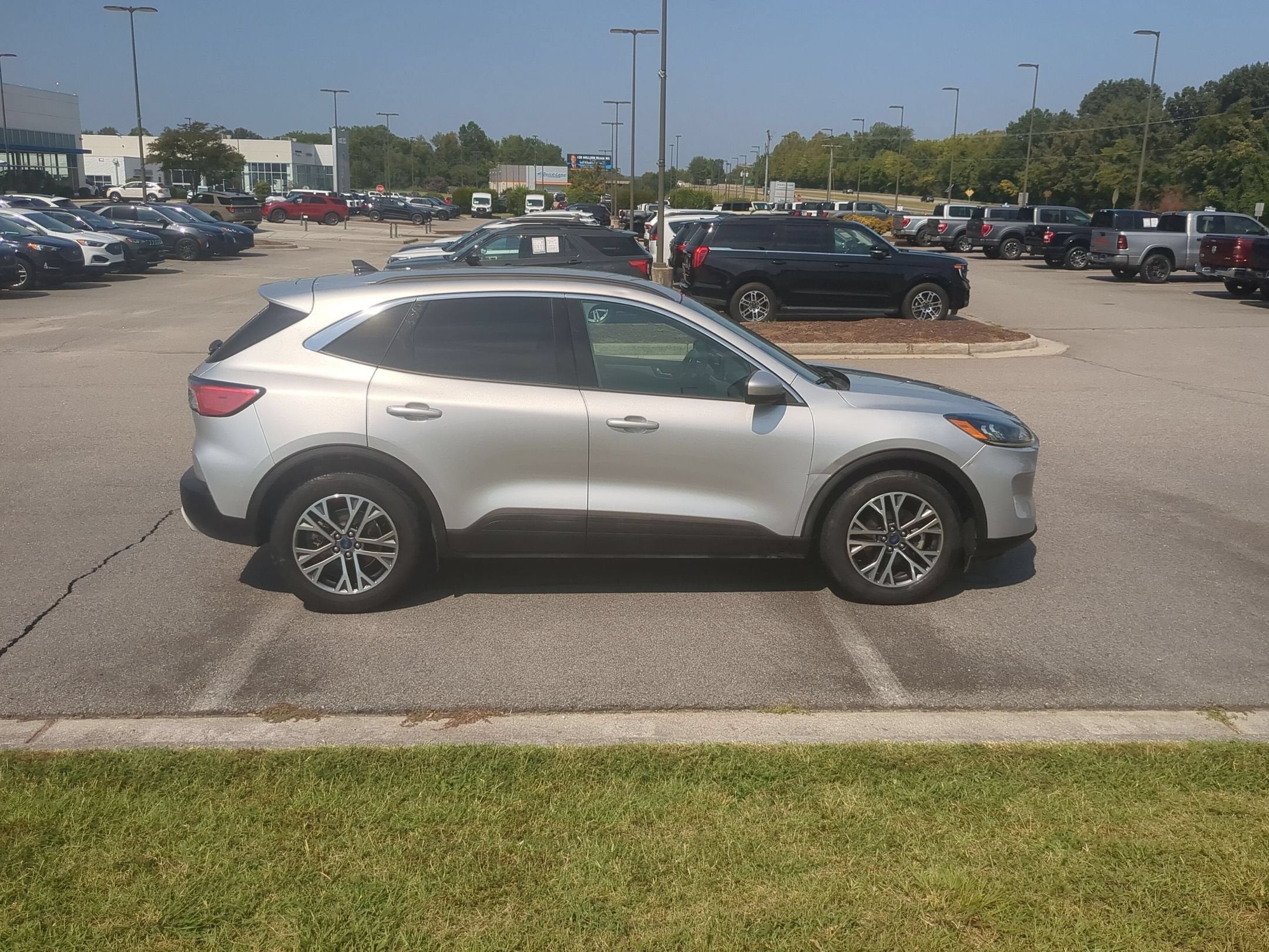 Used 2020 Ford Escape SEL with VIN 1FMCU0H62LUA25355 for sale in Prince George, VA