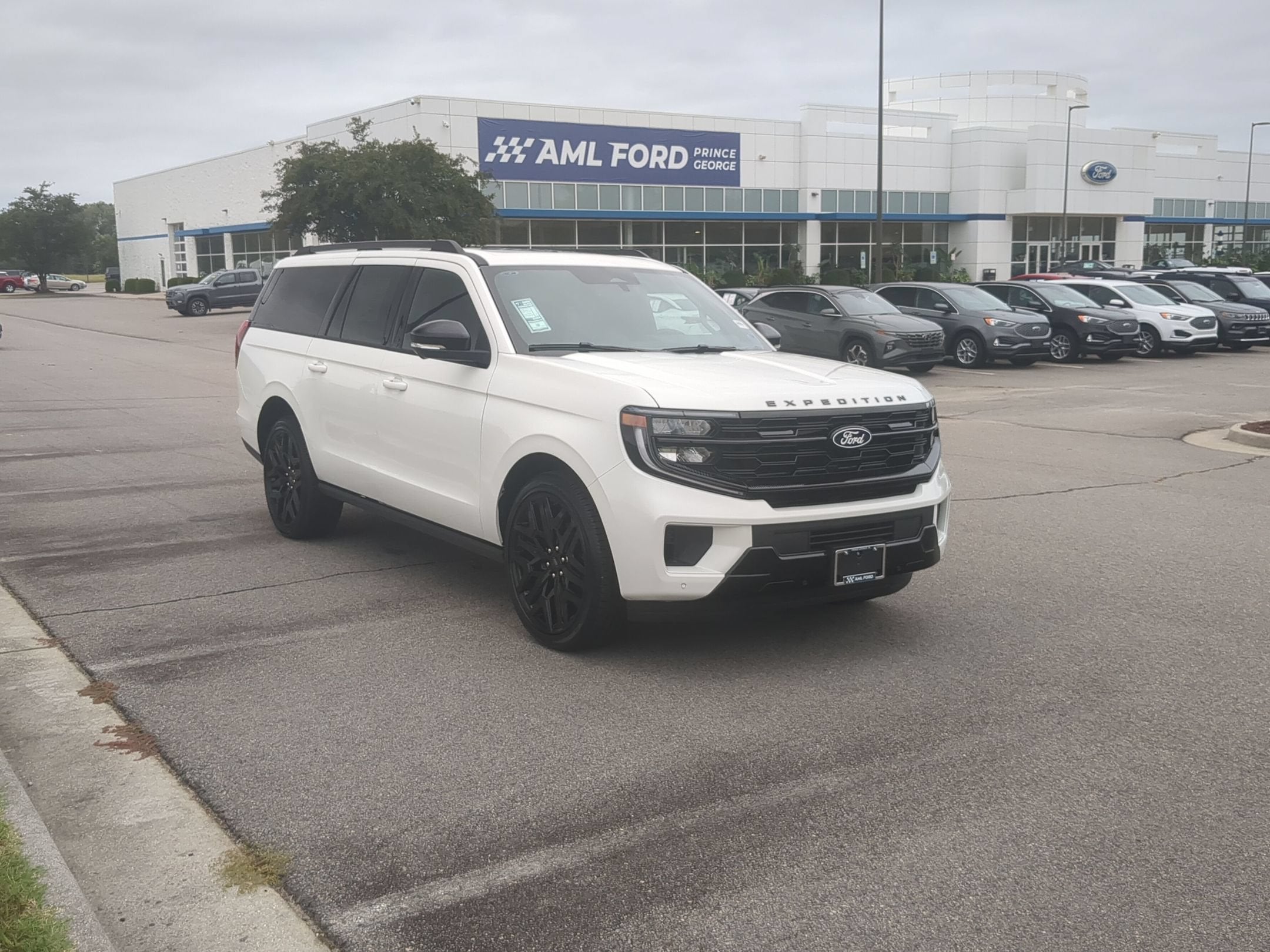 2027 Ford Expedition Max Platinum