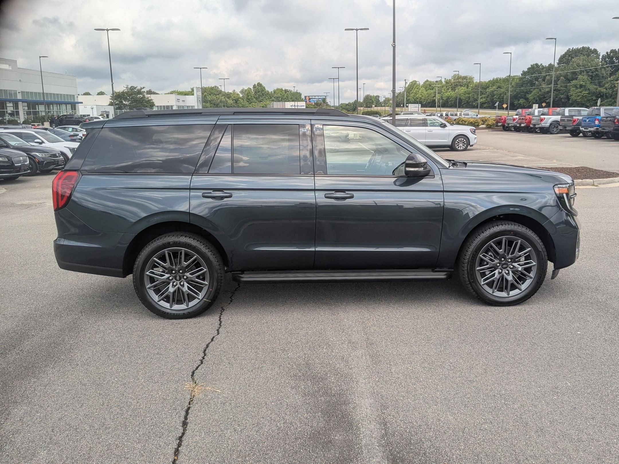 2026 Ford Expedition Platinum
