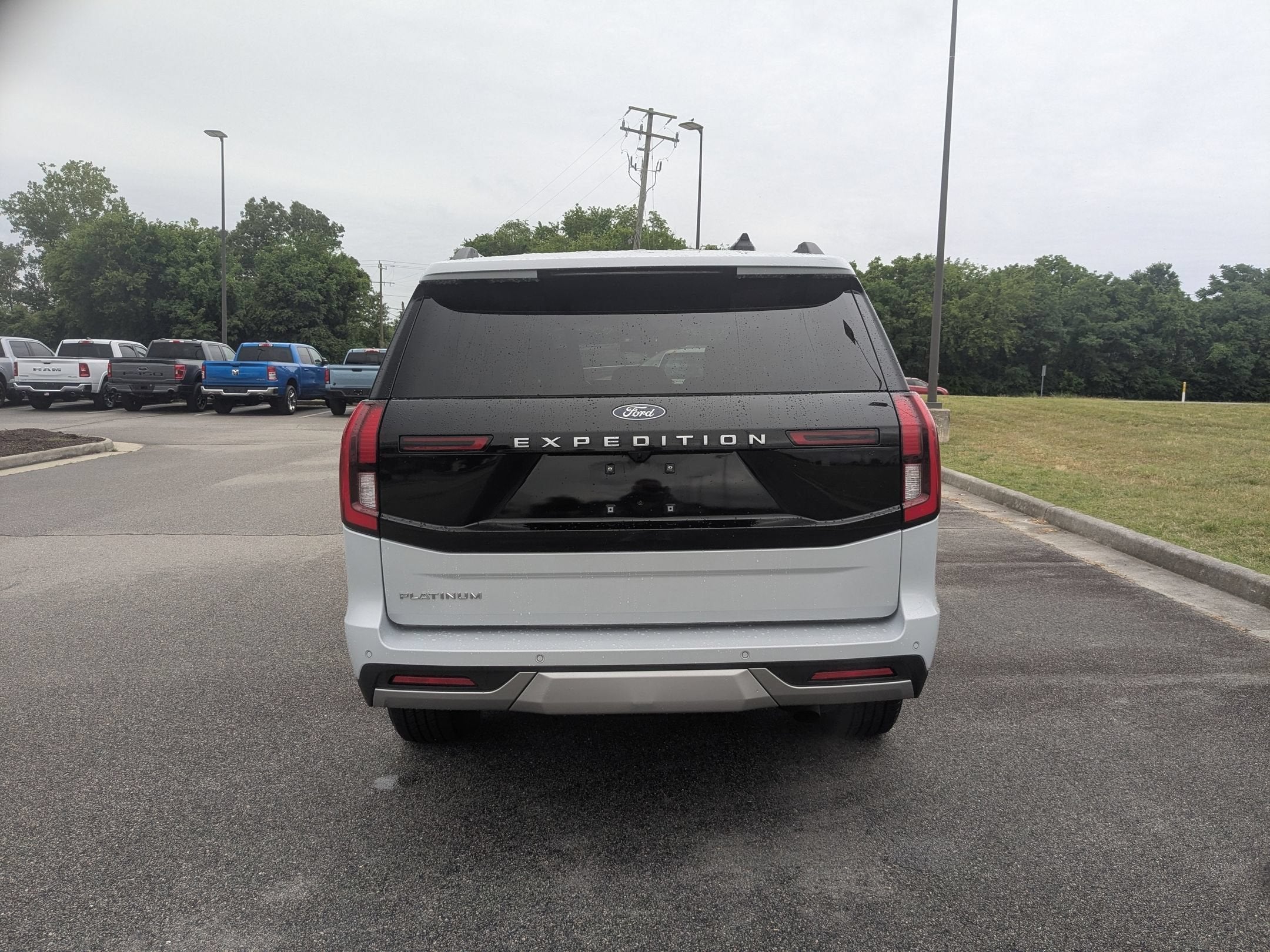 2025 Ford Expedition Platinum