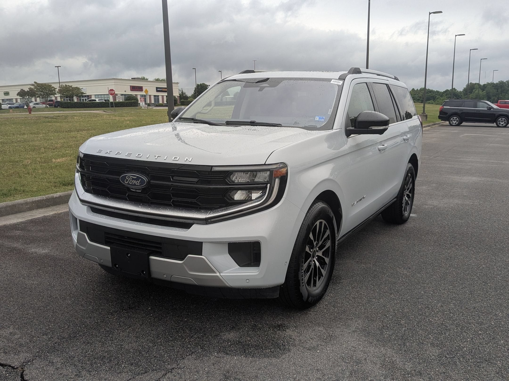 2025 Ford Expedition Platinum