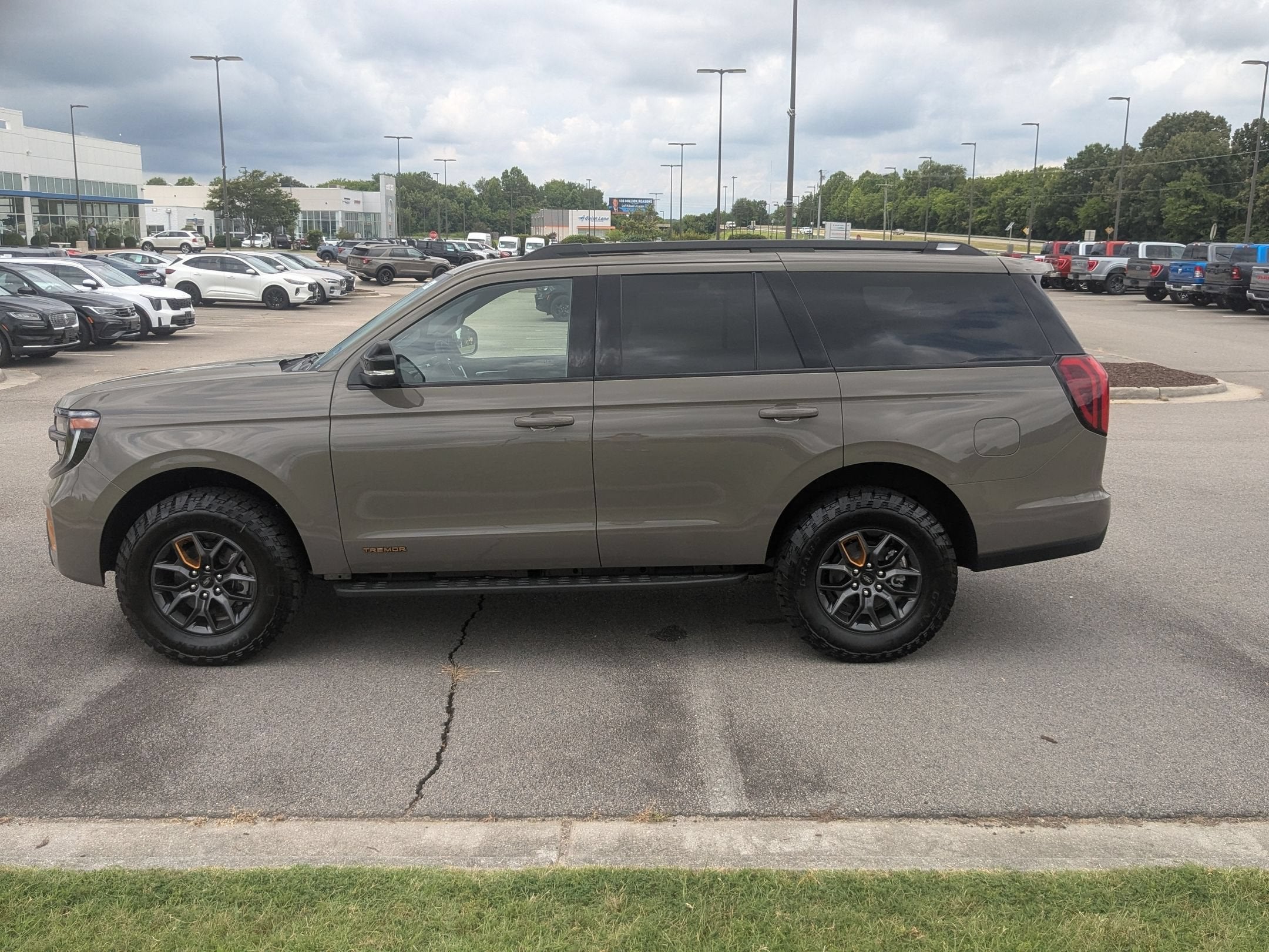 2026 Ford Expedition Tremor