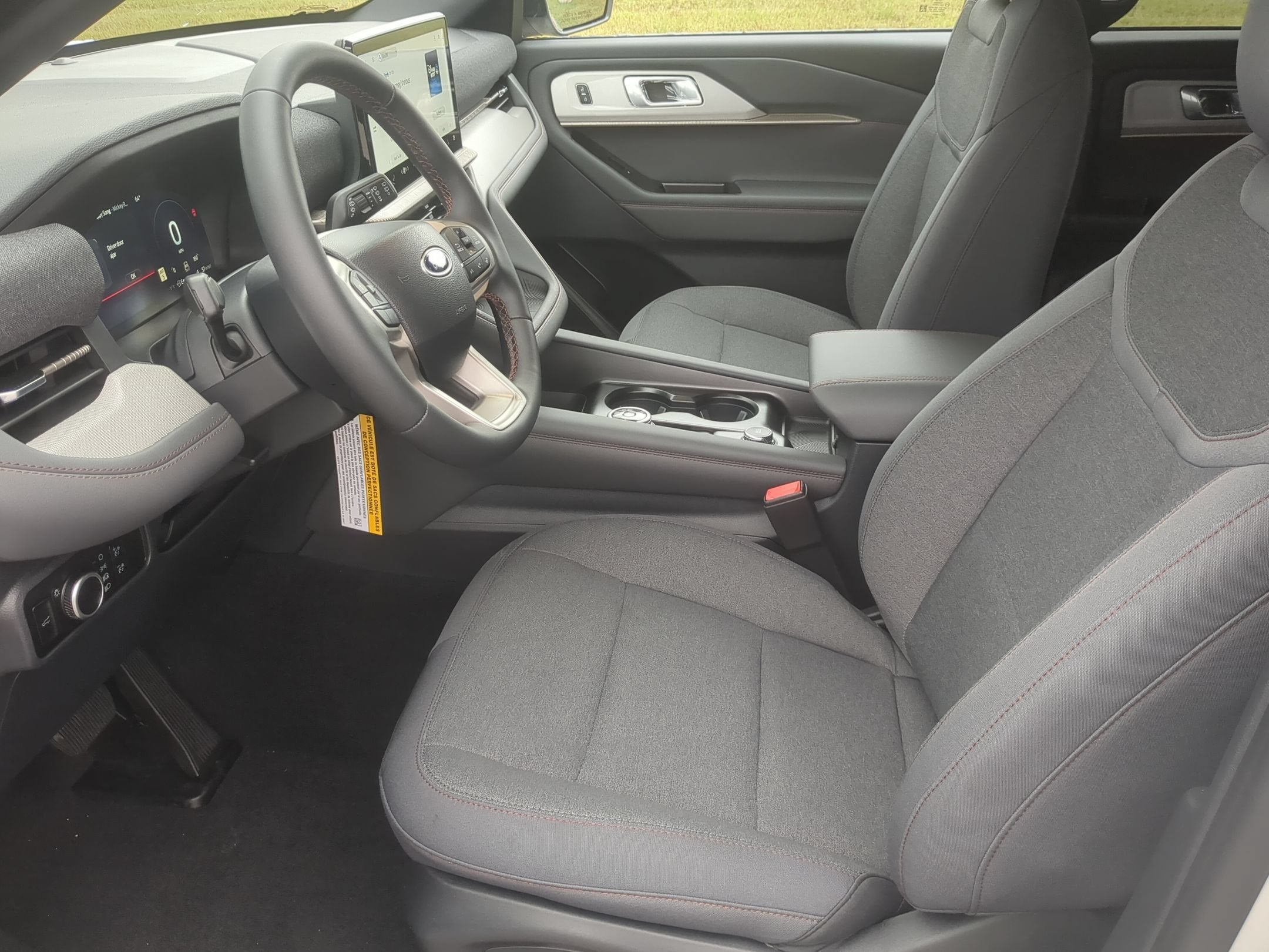 2027 Ford Explorer Active w/200A Pkg