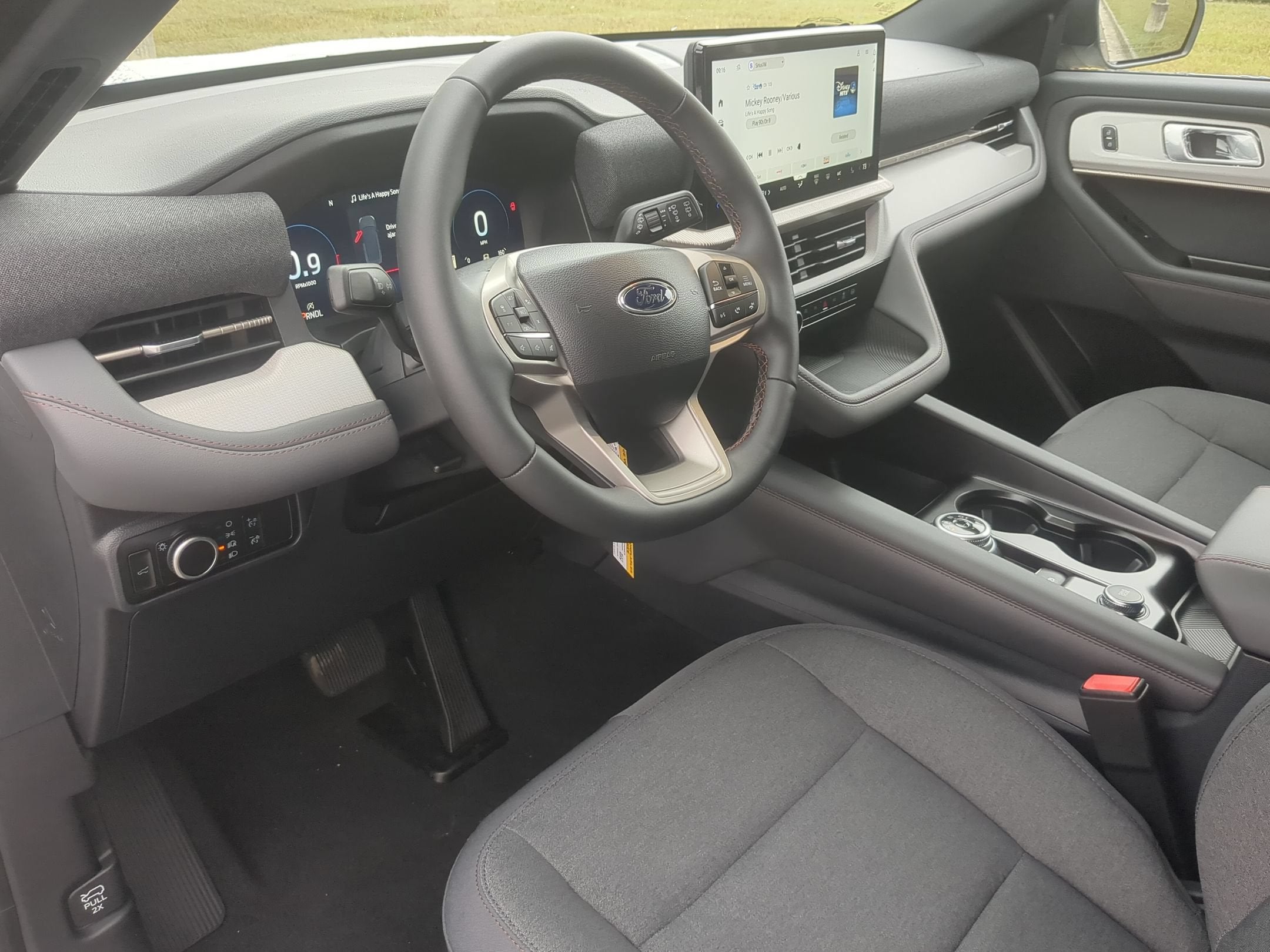 2027 Ford Explorer Active w/200A Pkg